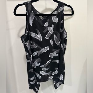 EXPRESS Split Back Tank (Medium)
